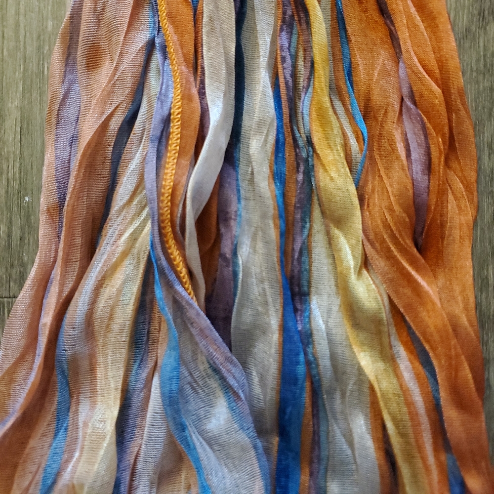 Multi-colored scarf - Picture 2 of 5